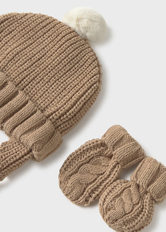 Conj. gorro manoplas tricot	9929