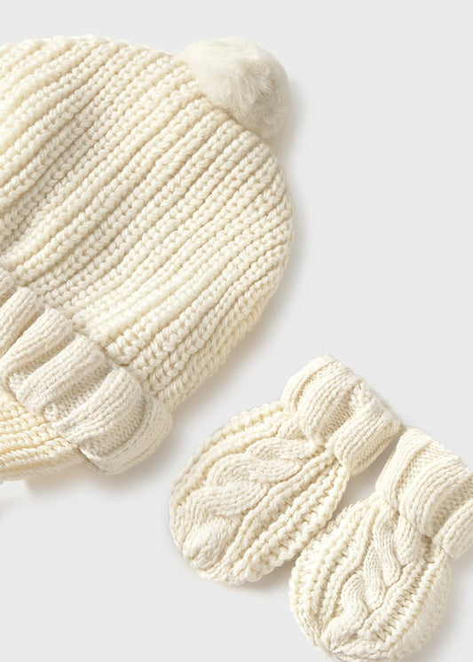 Conj. gorro manoplas tricot	9929
