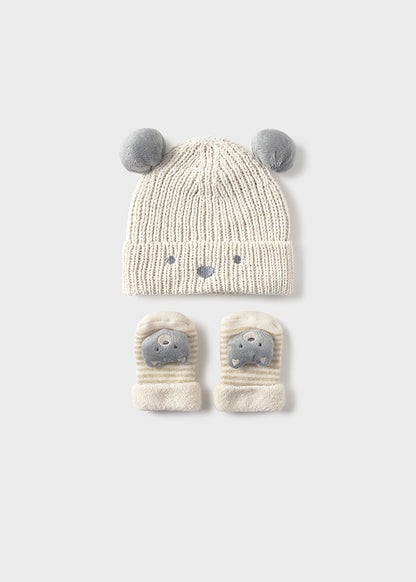Set de gorro y calcetines 9933
