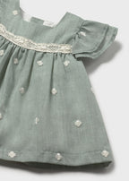Vestido bordado mayoral 1802