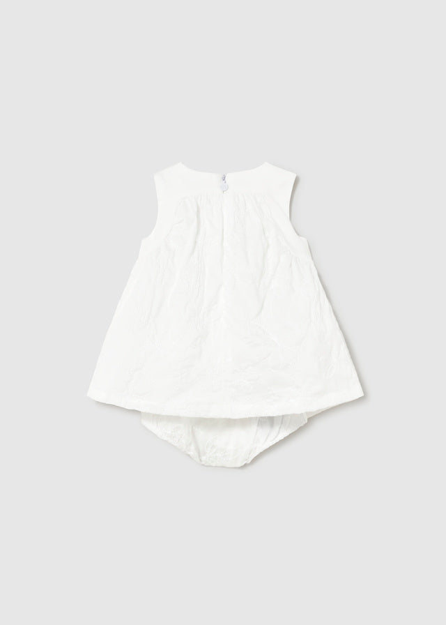 Vestido bordado mayoral 1813