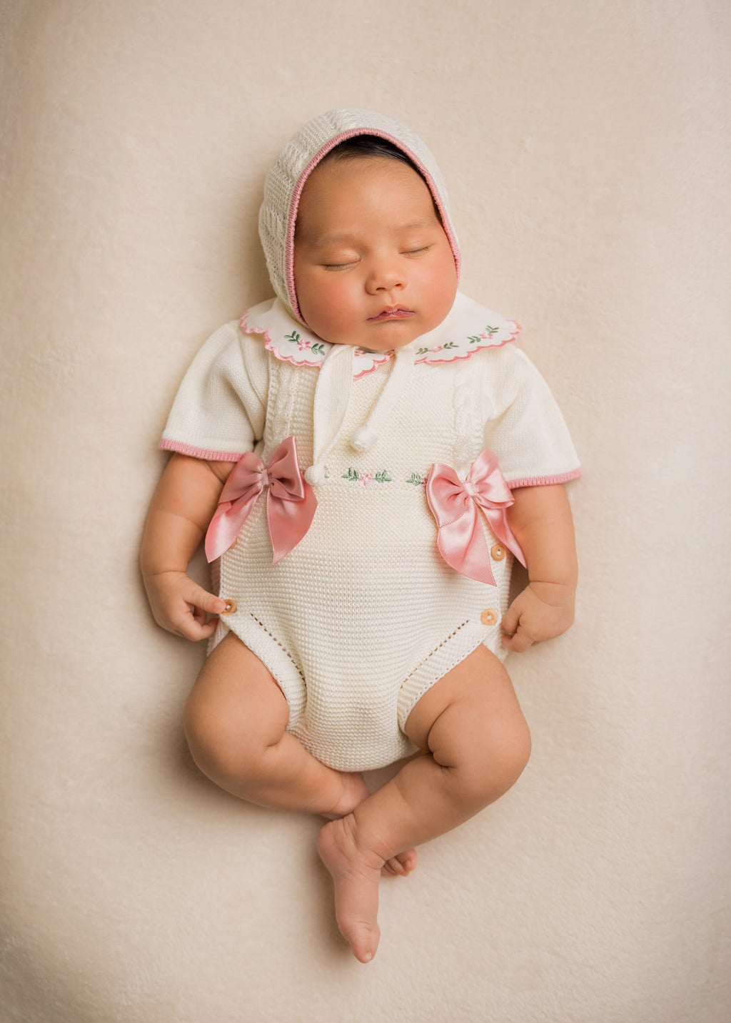 Primera Puesta Princesa Corta Perla Con Rosa viejo
