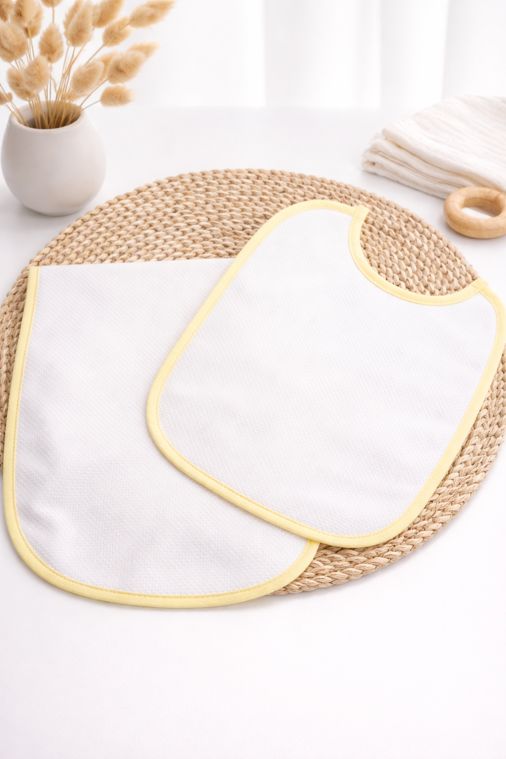 Set Babero y Cargador Amarillo