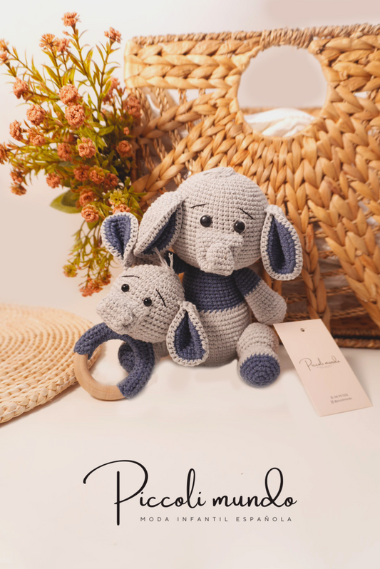 Peluche y Sonajero Crochet de Elefante