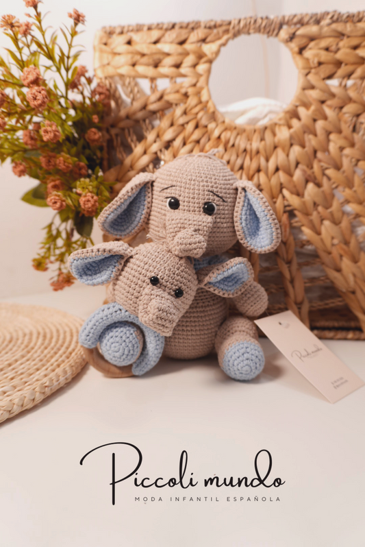 Peluche y Sonajero Crochet de Elefante