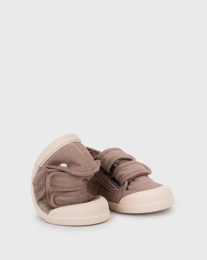 Tenis Lona Cacao Igor S10333