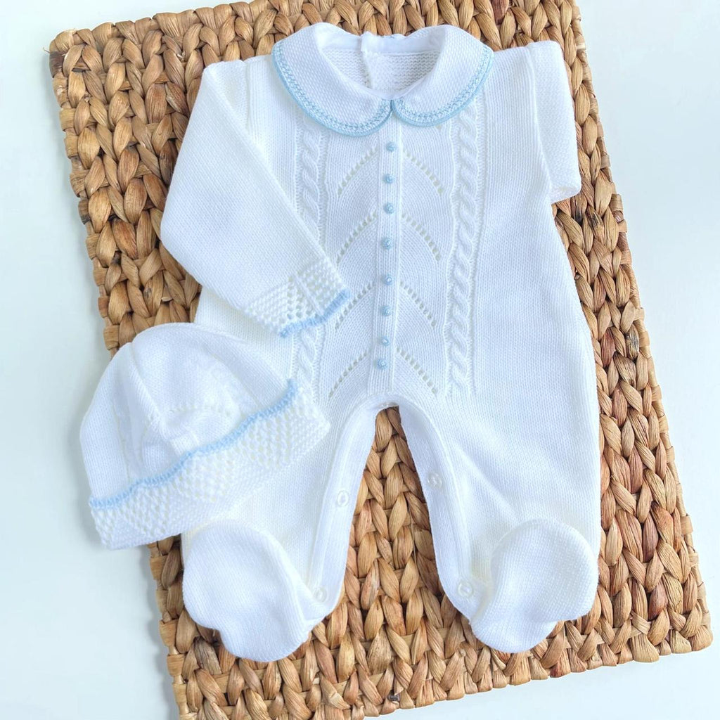 Primera Puesta Traje Gorro Blanca