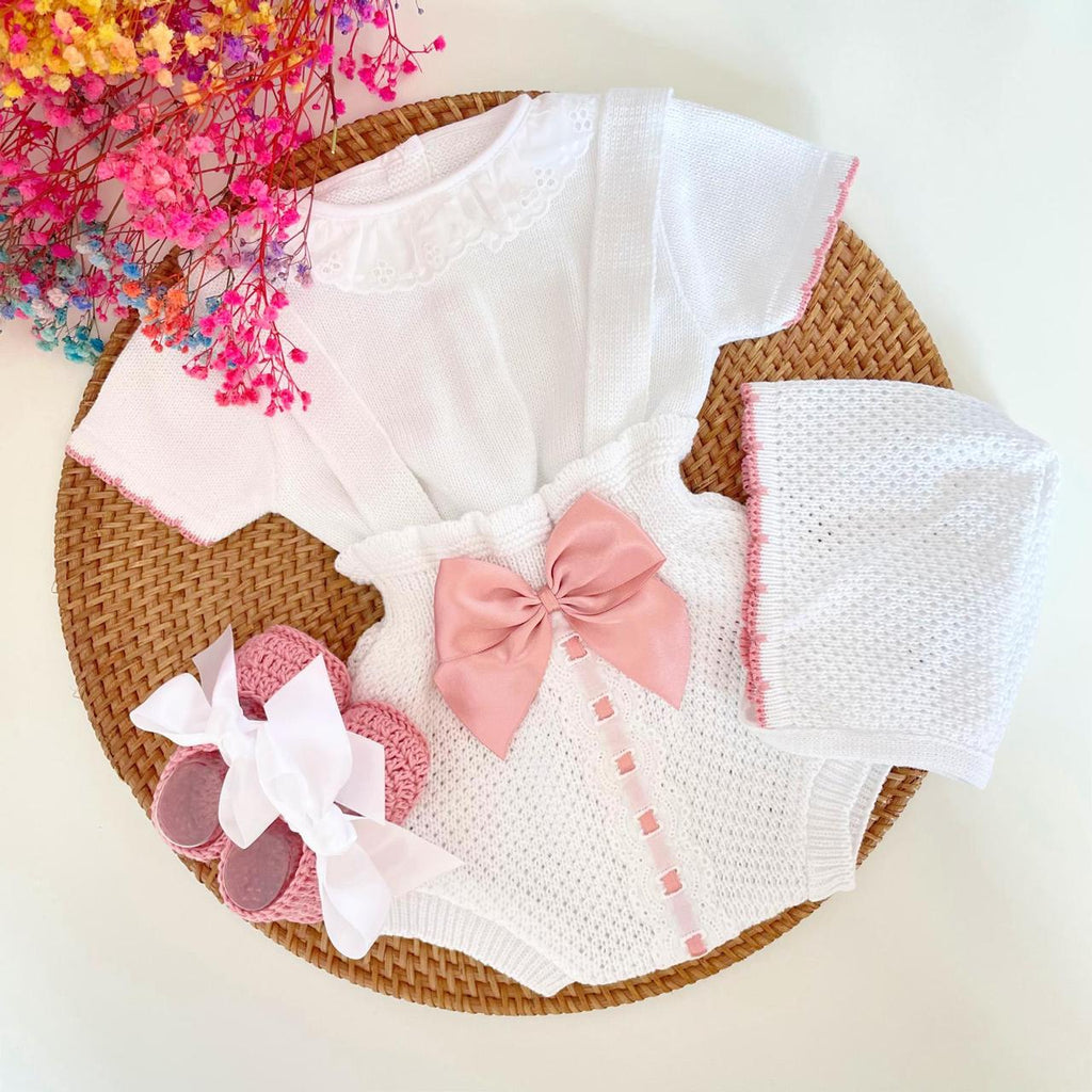 Primera puesta Adriana Blanca con Rosa Viejo
